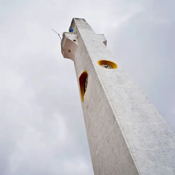 Visita a Guatavita y Casa Loca